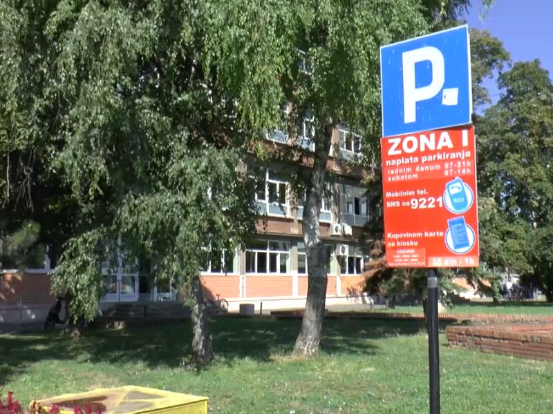 Parking u Inđiji